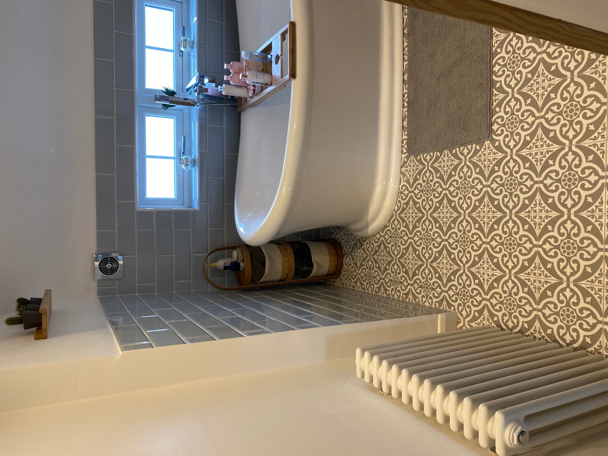 Builder: Image 1